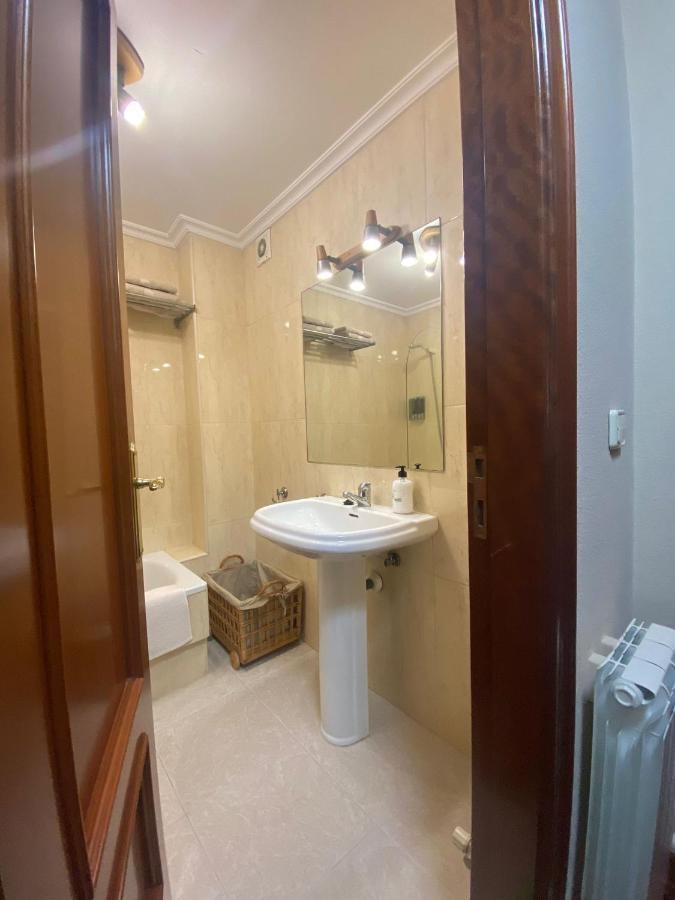Estudio Plaza Eliptica B&B Vigo Exterior photo