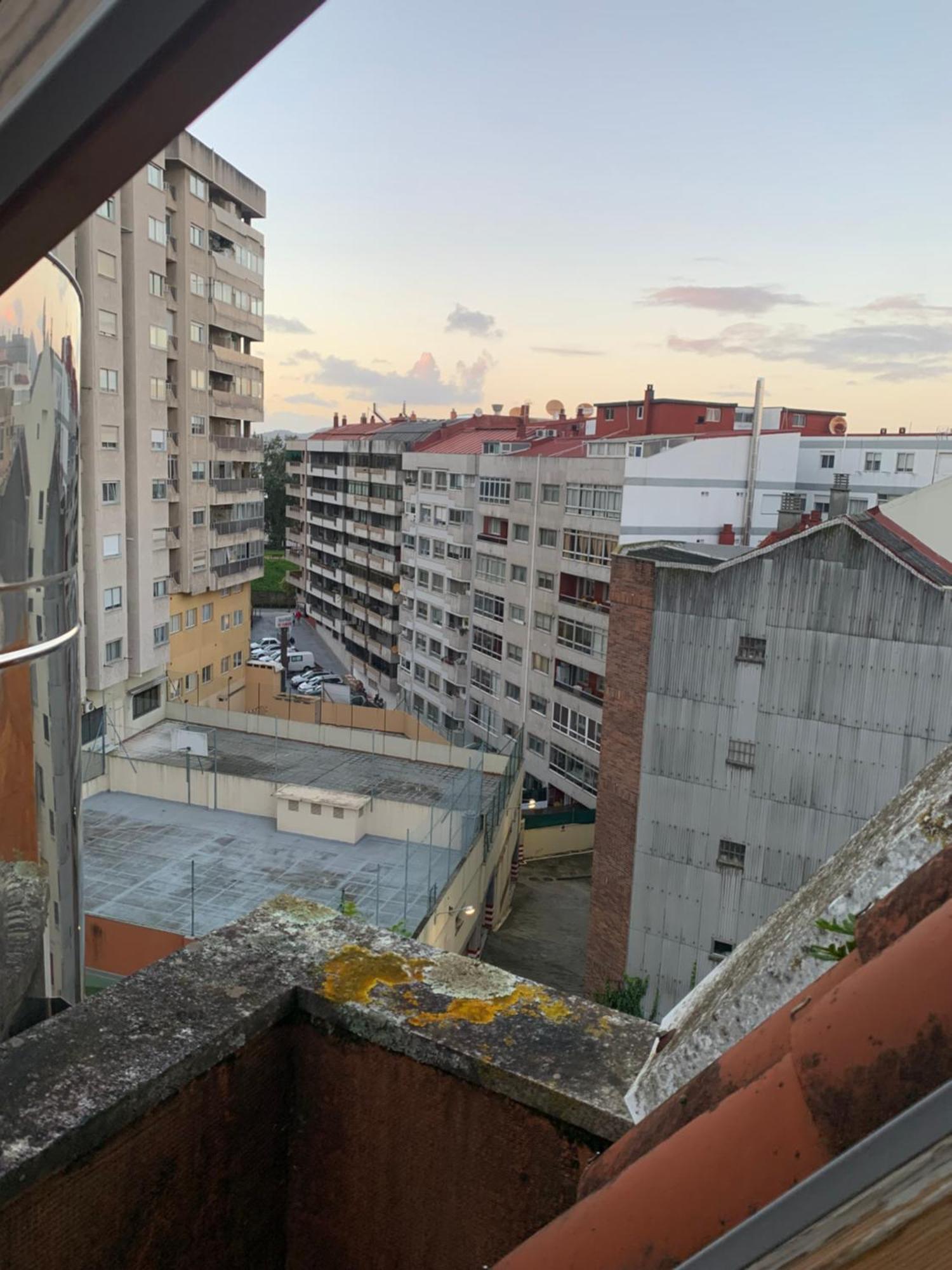 Estudio Plaza Eliptica B&B Vigo Exterior photo